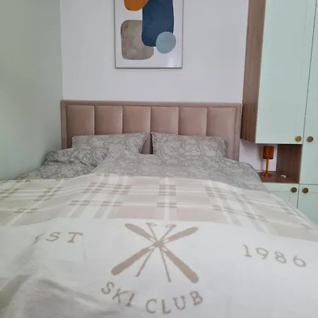 Gala - Divcinova Apartment